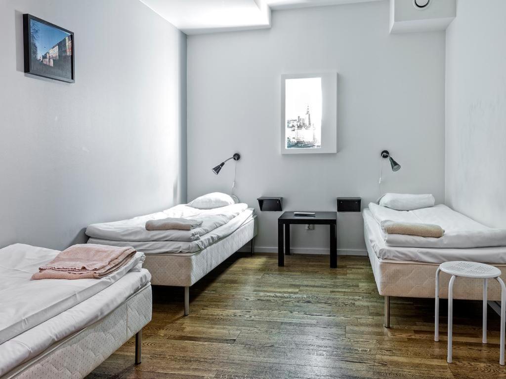 Triple Room with Shared Bathroom (No Windows),1697072963:JPEG